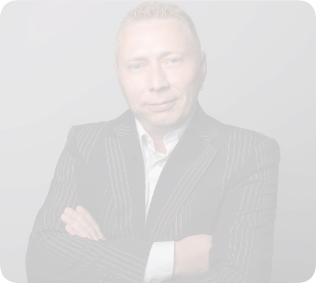 Alex Knutas Portrait