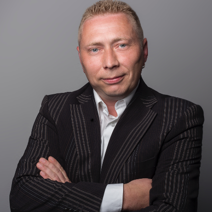 Portrait von Alex Knutas